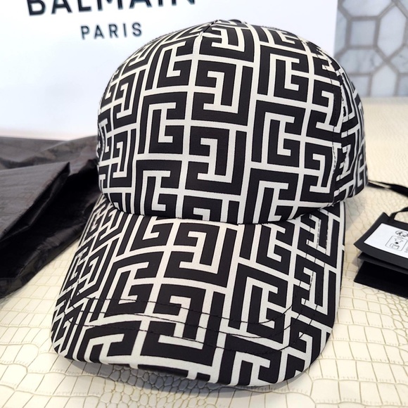 Brand New "Very Rare Black/Light Gray (Not White) BALMAIN Monogram Cap Size TU